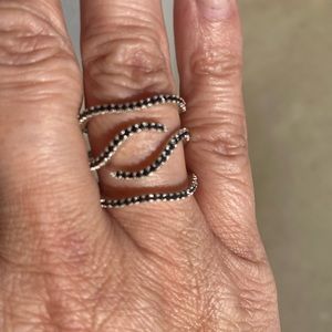 Grace & Heart Lyric ring size 8